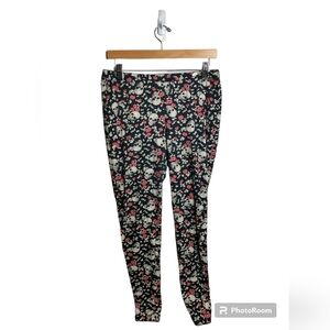 Torrid Black Skull Floral Leggings, full length, size 1, goth